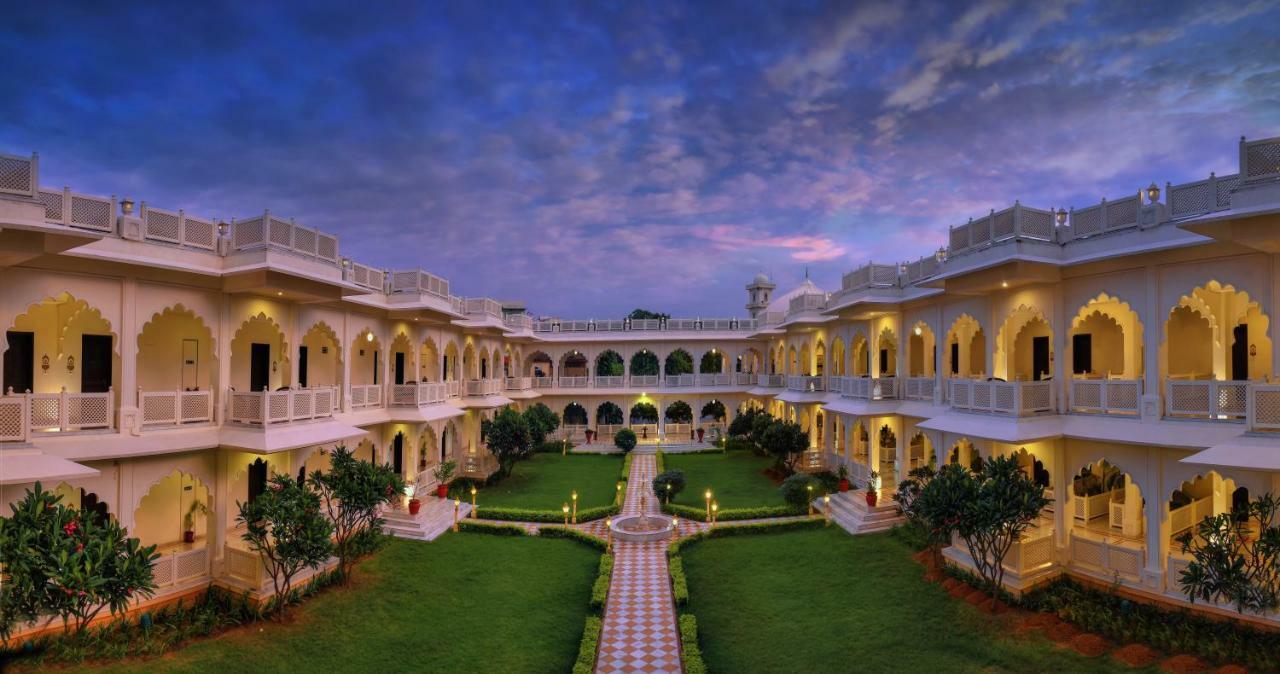 Anuraga Palace Hotell Sawai Madhopur Exteriör bild